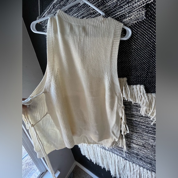 Forever 21 plus cream sweater vest size 2x - Picture 3 of 5